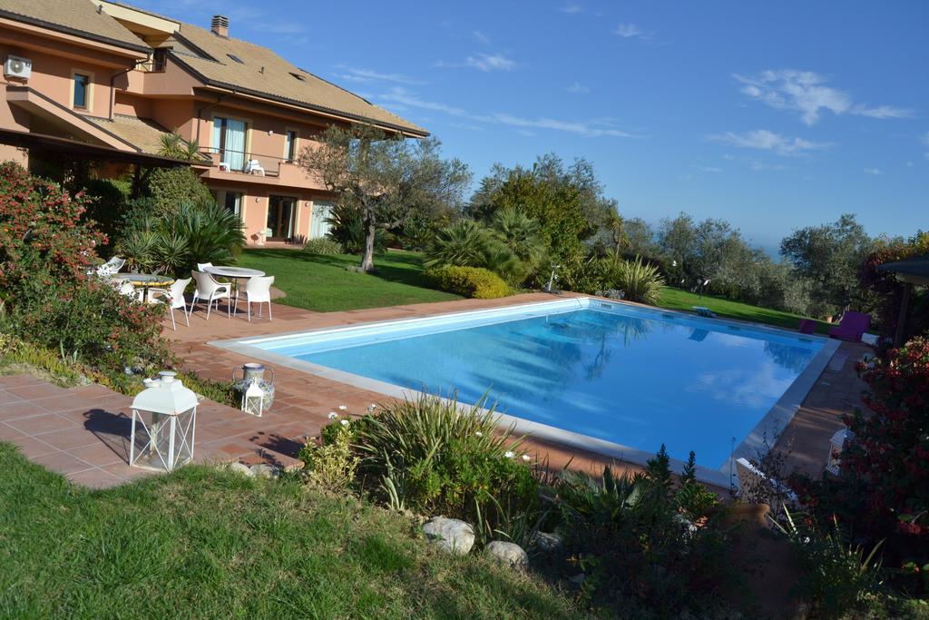 Villa Zagara Luxury Bed And Breakfast Πεσκάρα Εξωτερικό φωτογραφία